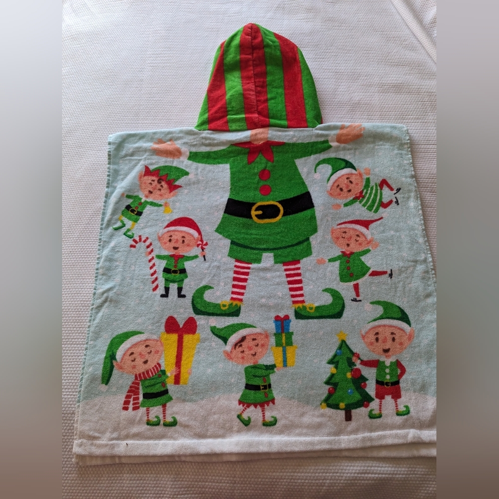 Elfos Christmas Hooded Bath Towel Toddler Young Kids.